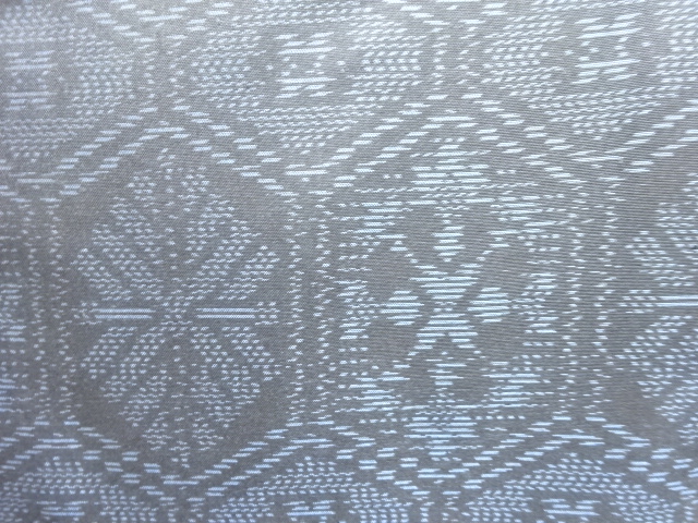 JAPANESE KIMONO / ANTIQUE KIMONO / SILK / DORO OSHIMA TSUMUGI / WOVEN FLOWER CREST